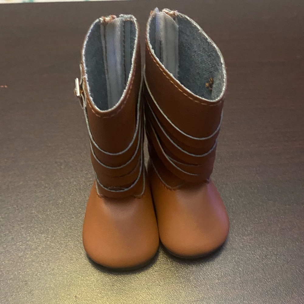 American Girl Doll- Saige Meet outfit  Boots Shoes